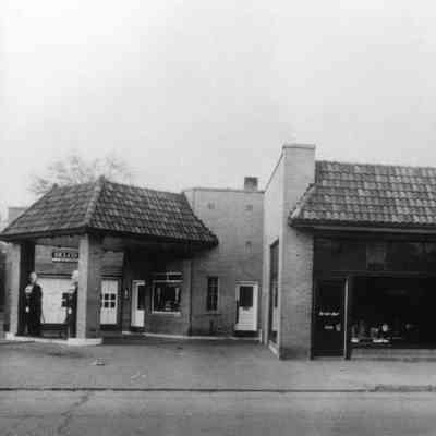 35109 Main - Harold Dietrich Auto Dealer