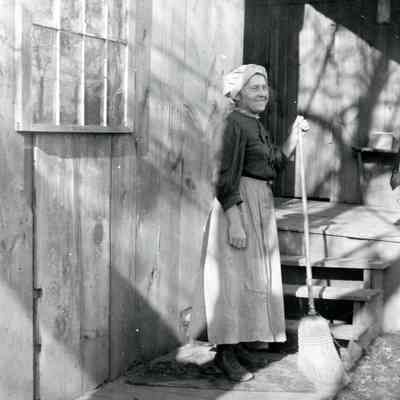 Floy Warner