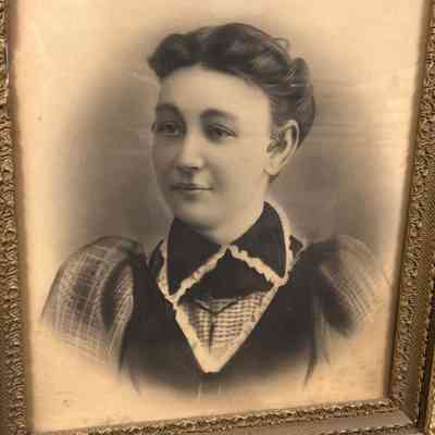 Eliza Dowling: 68.24.5 large framed photo of donor at about 18 photo 15 1/2 x20 frame 26 x 30 ca 1896.
