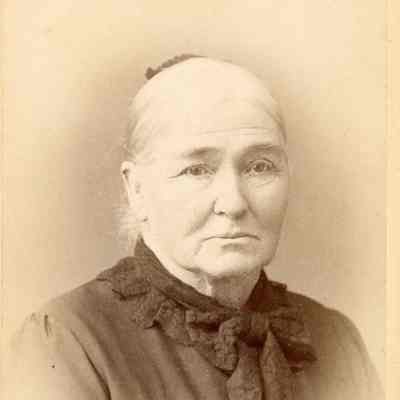 Lydia Bills