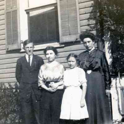 L to R; W. J Roper, Elizabeth Habler, Helen Roper and Nellie Adams