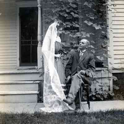 J. Sweinsberger and Annabell on Aug. 24, 1912.