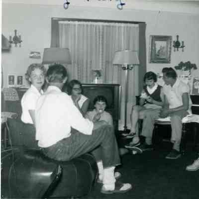 Chuck Sojack, Kay Gallegly, Maxine Barton, Pattie Bingel, Alice Niddrie and Gary Reichard at Pat Millar's PJ Party on Sep. 08 1954.
