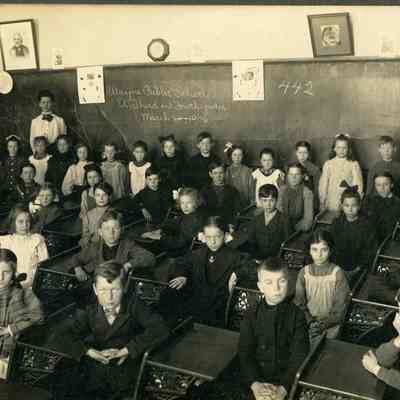 Union School 3rd-4th Grades 1906