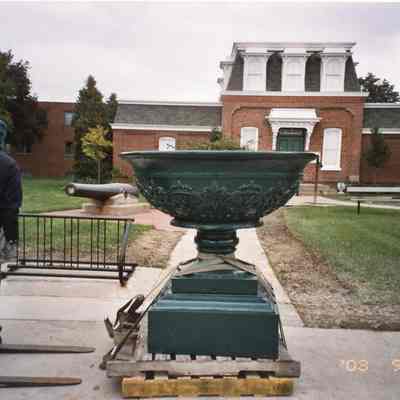 2003 Addition of the Flower Urn