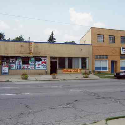 2008. Sunshine Party Store