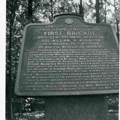 Gettysburg Statues in October 1961 taken by William Chambers