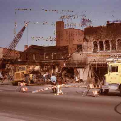 35210-35164 Michigan - Remainder of Wayne Theatre, 1985