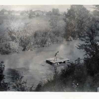 Rouge between Clark and Elizabeth 1935