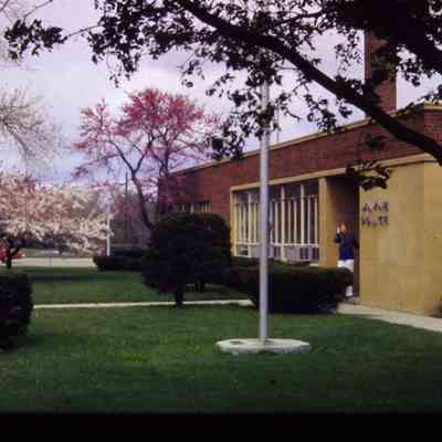 1973