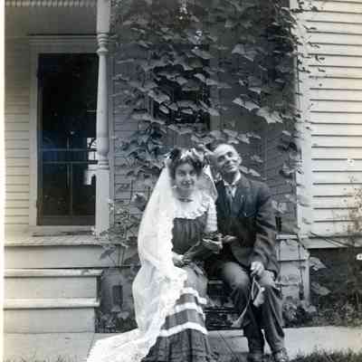 J. Sweinsberger and Annabell on Aug. 24, 1912.