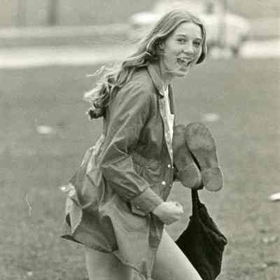 Unknown girl 1973