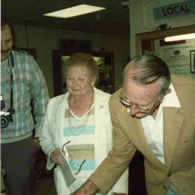 Helen Morton in middle.