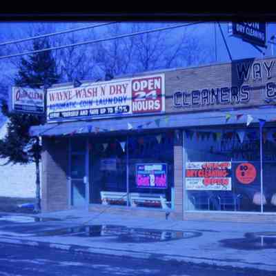 32236 and 32240 Michigan - Wayne Wash N Dry Cleaners and Laundromat