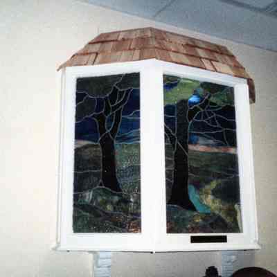Hosie House windows in 1987.