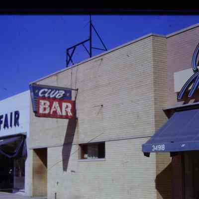 34924 Michigan - Club Bar
