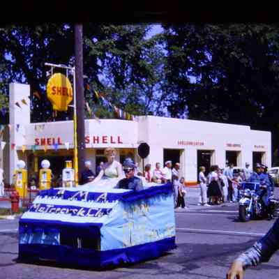 1958 Parades