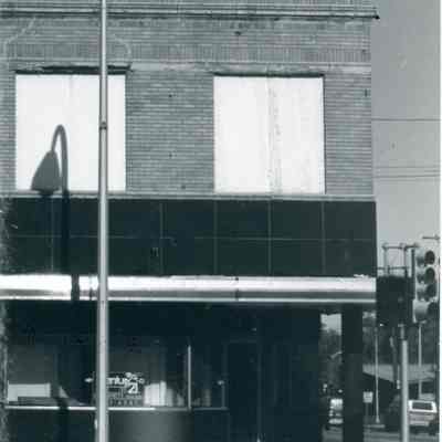 1981
