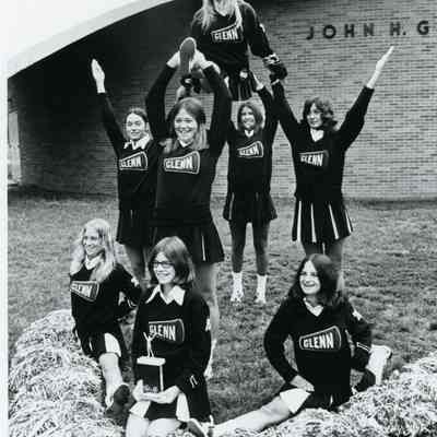 John Glenn Cheerleaders