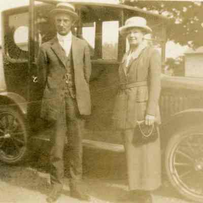 In 1925, leaving Portsmouth new Hampshire