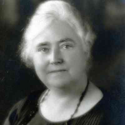 Amy Wall