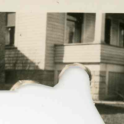 Porch of 35757 Park
