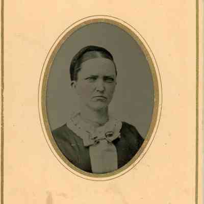 Margaret Moman