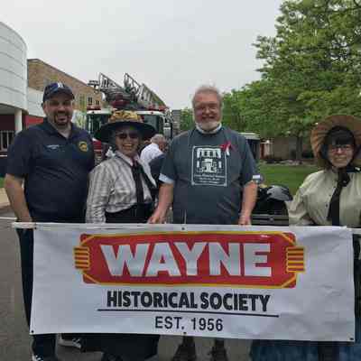 John Rheasa, Anne Zimmerman, John Mills, Julia Ottolini