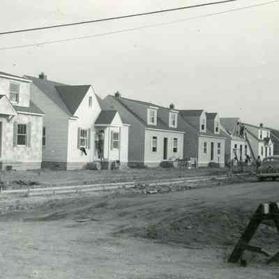 Building homes on Filbert St. on Oct. 17, 1949. 4111 Filbert St. is on Left.They built 25 home and gardens.