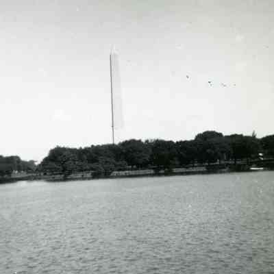 Washington Memorial at Washington DC on Aug. 23, 1952.