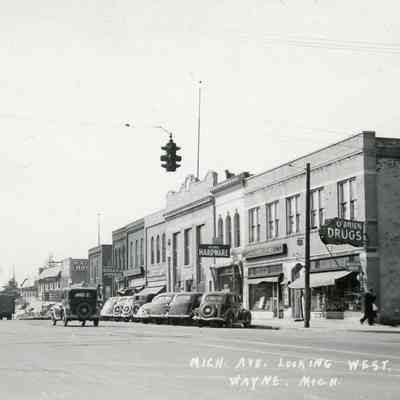 Late 1930s, pre 1940. O'Briens Drug store on the corner