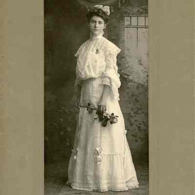 Alice Fischer in 1904.