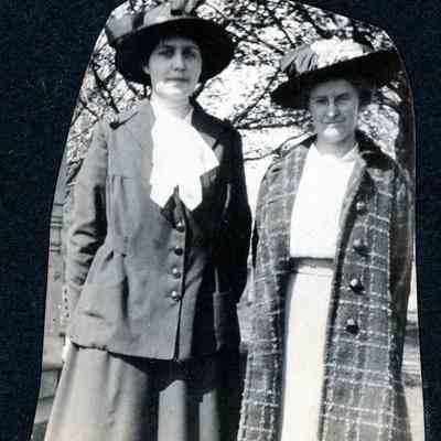 Agatha O'hara and Winnifred Croel on their last day of DeVores.