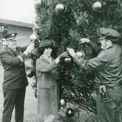 Wayne Police Officers Decorating the City Hall for the Holidays