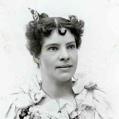 Lilly Cross Ruddick, wife of Symon Ruddick