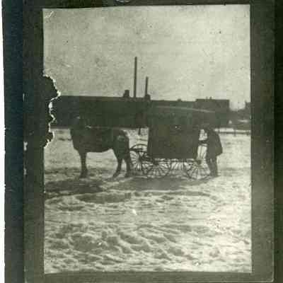 Delivering milk, 1890