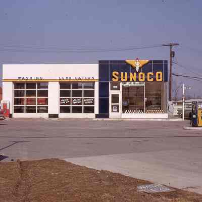 5774 Merriman - Sunoco Gas Station