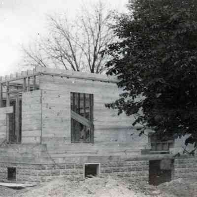 Building the new Warner House on Oct. 26, 1924.