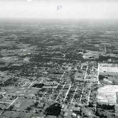 Aerial over all of Wayne looking North 1940s