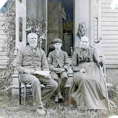 1899. Ammon Warners Home, Ford Road.