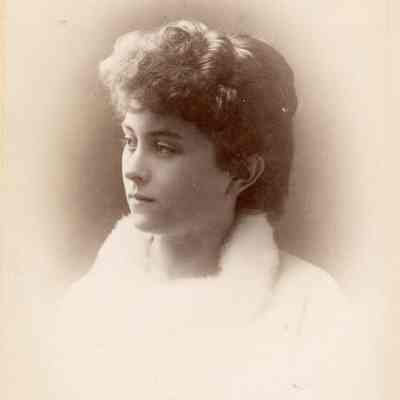 Hattie Collins
