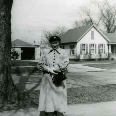 Mrs. Enid Kelly, Wife of Herbert Kelly. Later married Jim Chisholm.