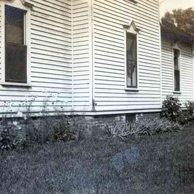 The Martin's flowers on Aug. 24, 1912.