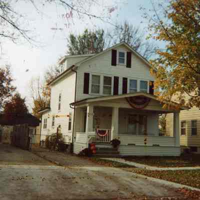34525 Chestnut