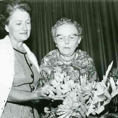 Garden Club Wayne Community Flower Show