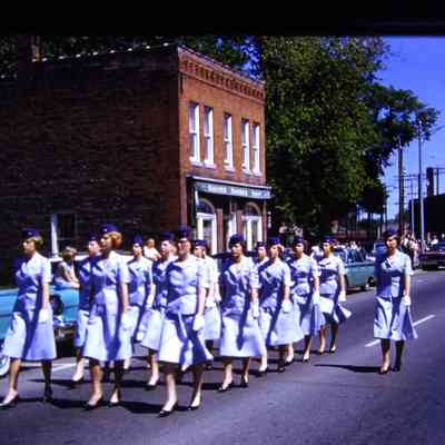 3832 Monroe in Background