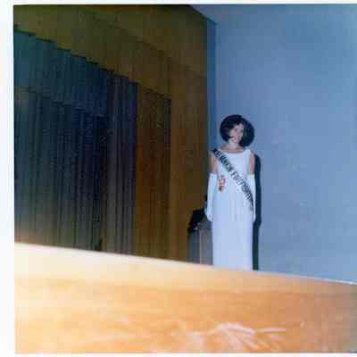 Miss Wayne 1965 Pageant Contestant
