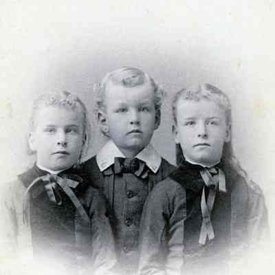 Photo from the Pettingill's family album.