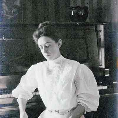 Clara Louise Stellwagen. She marries a McCarty. She is the mother of Virgina Divine McCarty.