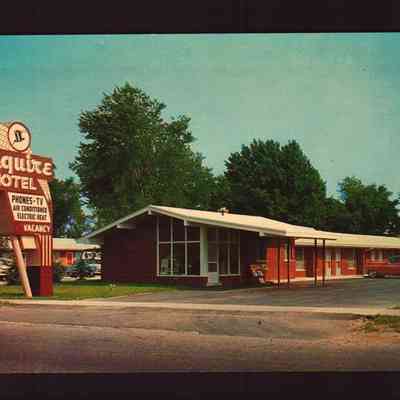25911 Michigan - Esquire Motel